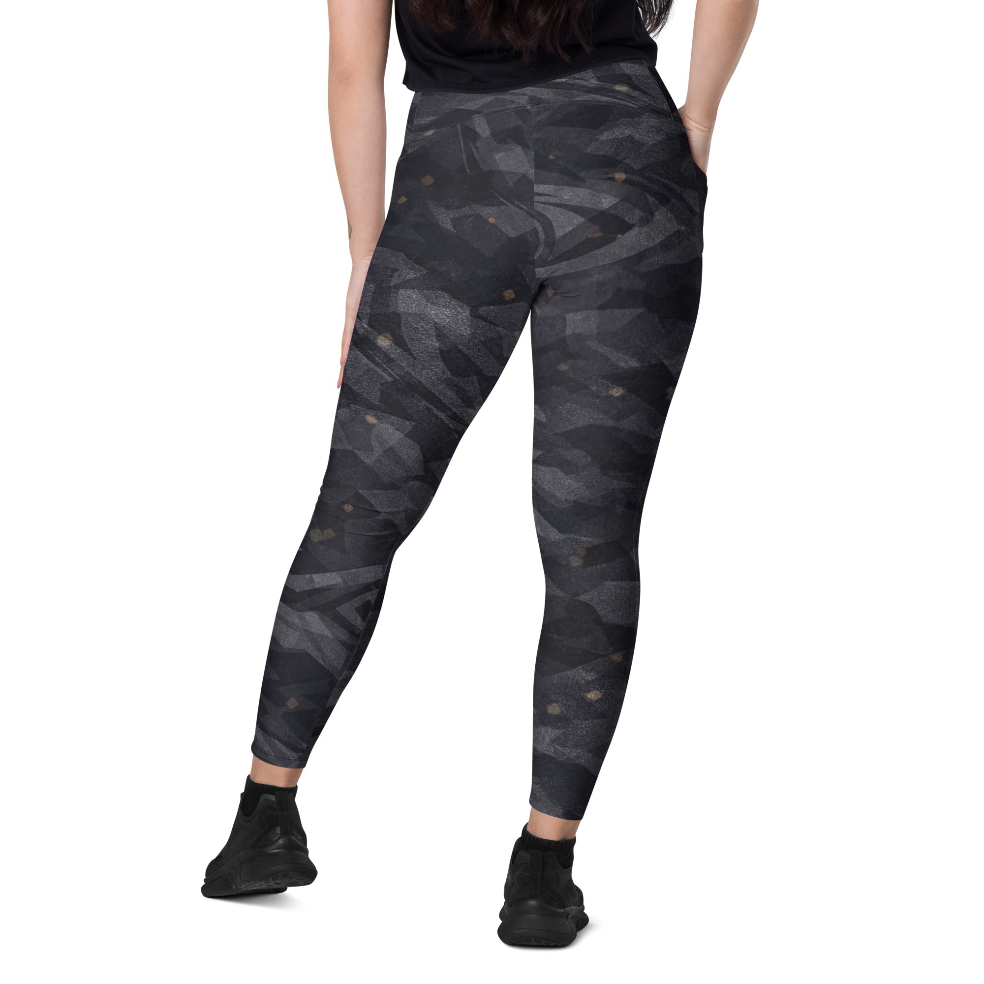 TITANIUM SMOKE LEGGINGS WITH POCKETS — SIGNATURE CAMOUFLAGE — alternate view 4 of 6