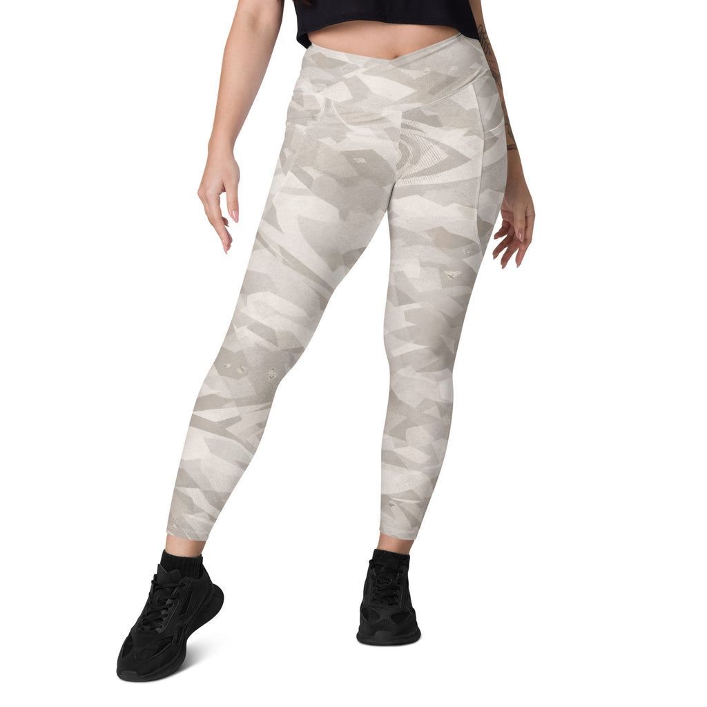 ARCTIC IVORY LEGGINGS WITH POCKETS — SIGNATURE CAMOUFLAGE — alternate view 1 of 6