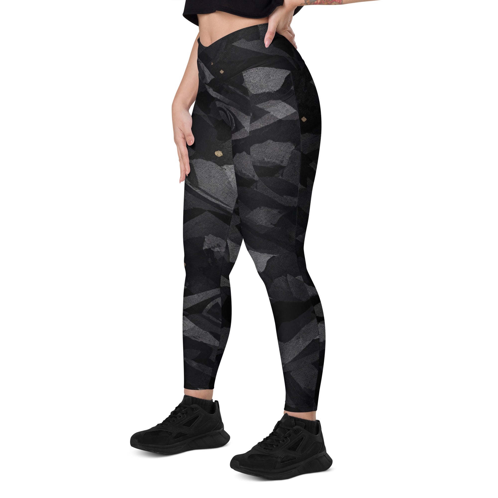 NOIR OBSIDIAN LEGGINGS WITH POCKETS — SIGNATURE CAMOUFLAGE — alternate view 6 of 6