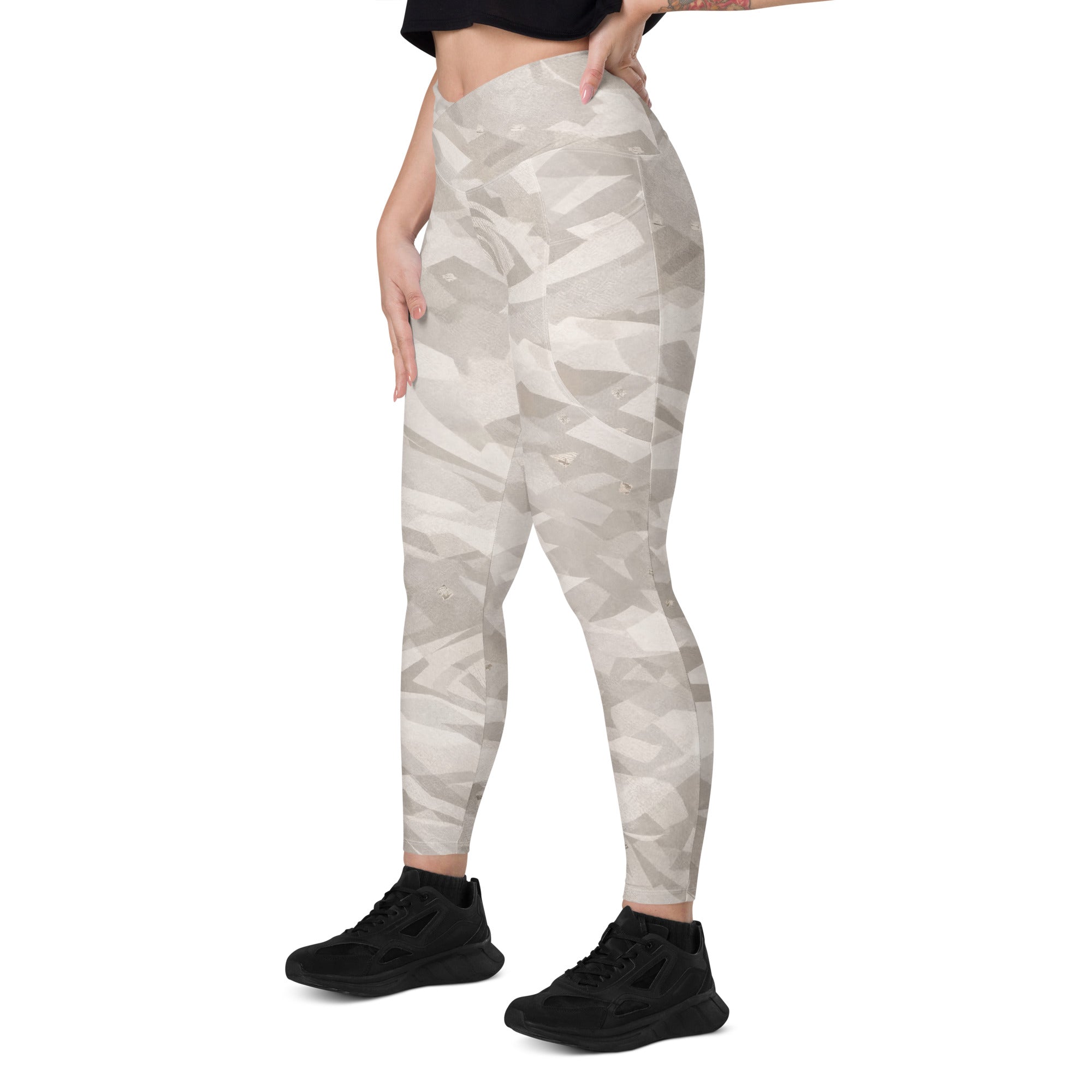 ARCTIC IVORY LEGGINGS WITH POCKETS — SIGNATURE CAMOUFLAGE — alternate view 6 of 6