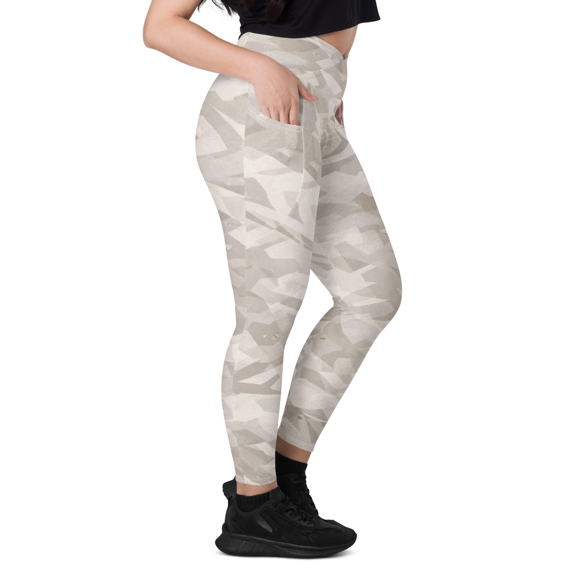 ARCTIC IVORY LEGGINGS WITH POCKETS — SIGNATURE CAMOUFLAGE — alternate view 2 of 6