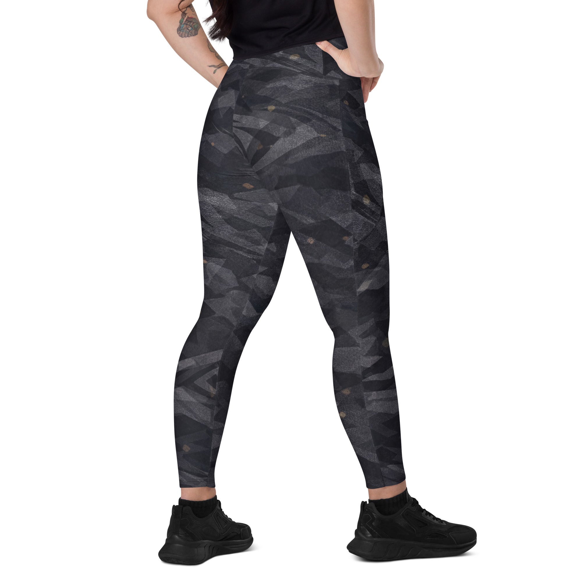 TITANIUM SMOKE LEGGINGS WITH POCKETS — SIGNATURE CAMOUFLAGE — alternate view 3 of 6